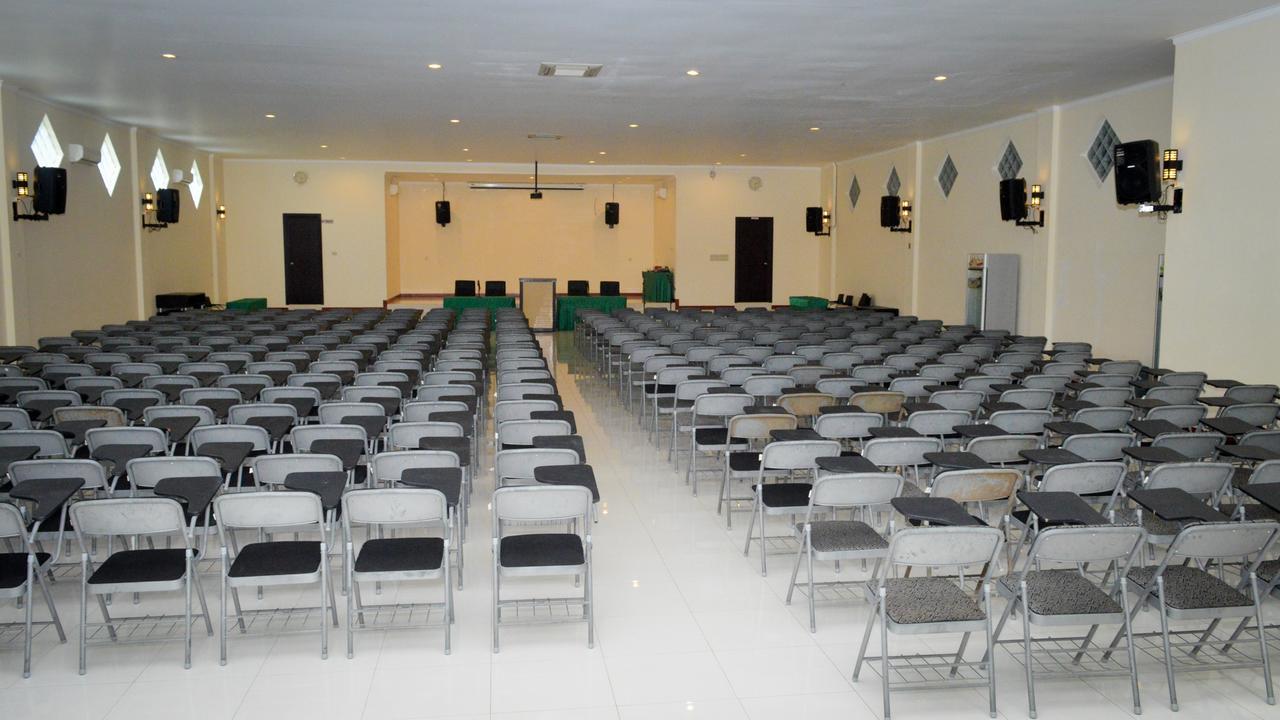 Uni Beach Hotel Pangandaran Luaran gambar