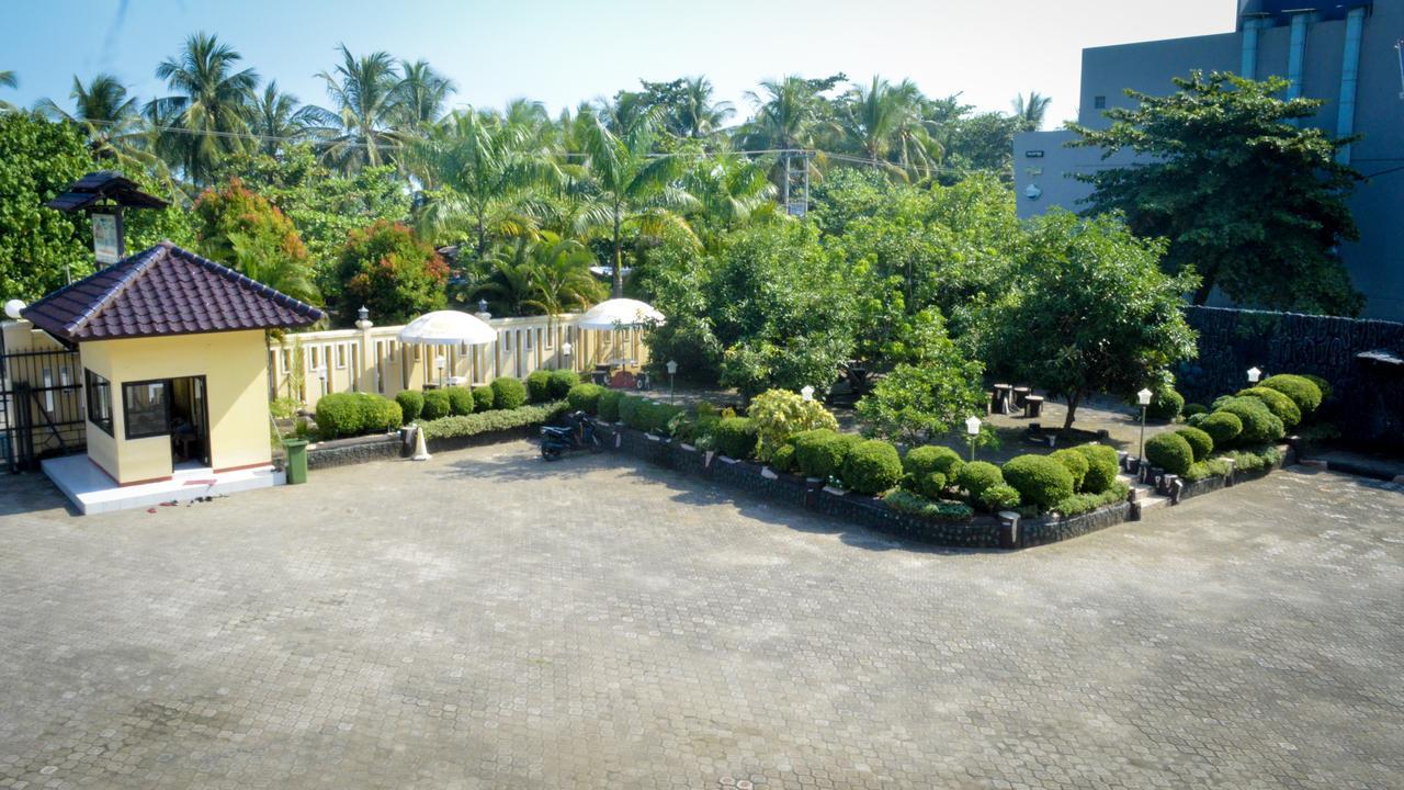 Uni Beach Hotel Pangandaran Luaran gambar