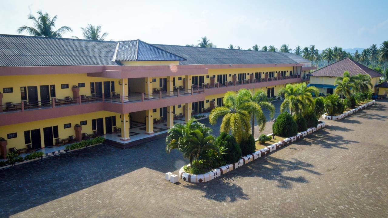Uni Beach Hotel Pangandaran Luaran gambar