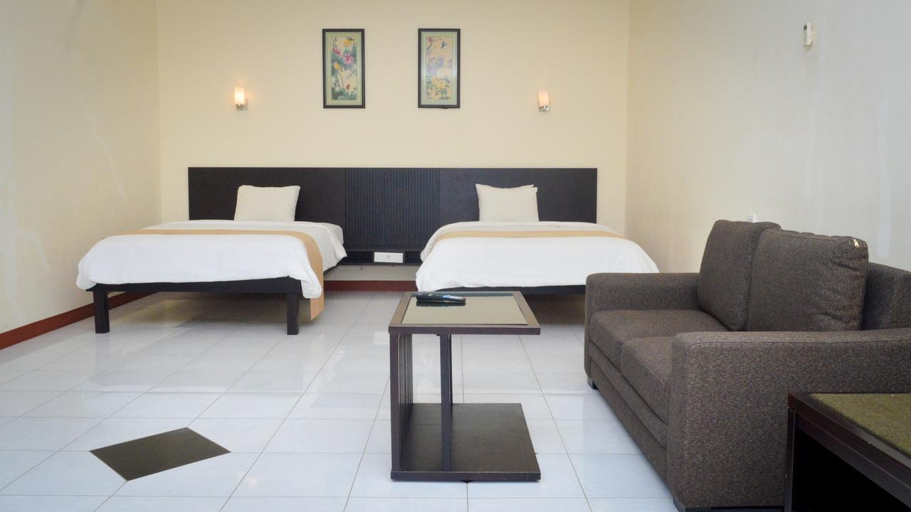 Uni Beach Hotel Pangandaran Bilik gambar